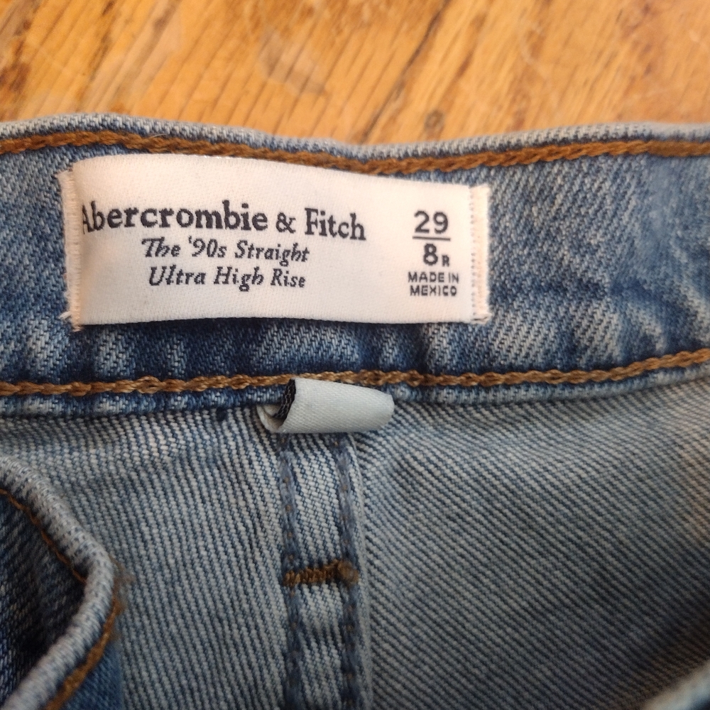 Abercrombie & Fitch Light Blue '90s Straight Jeans